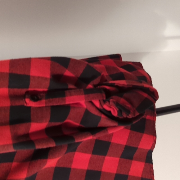 Red Plaid Flannel - Picture 5 of 7